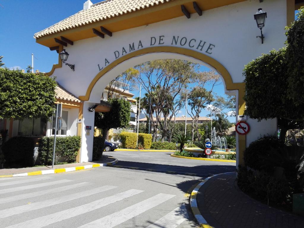 Appartamento Atico Marbella Puerto Banus Esterno foto